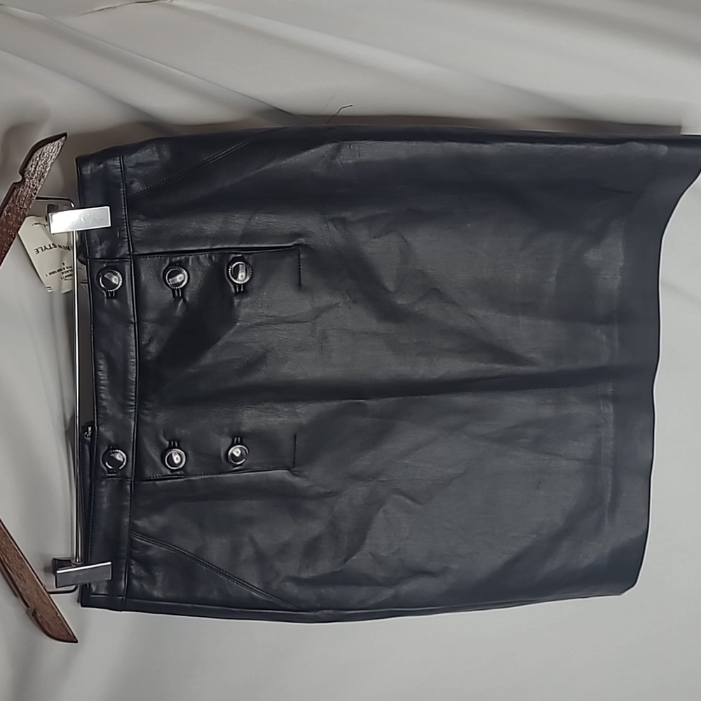 Carmen Faux Leather Skirt Size 4 Black